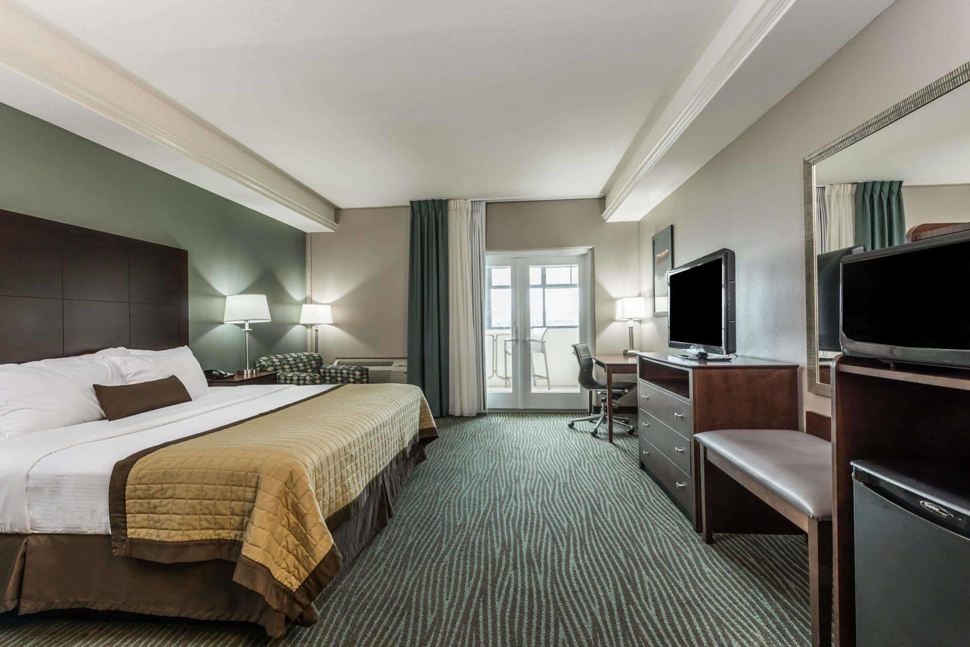 Baymont By Wyndham Bellevue Hotell Eksteriør bilde