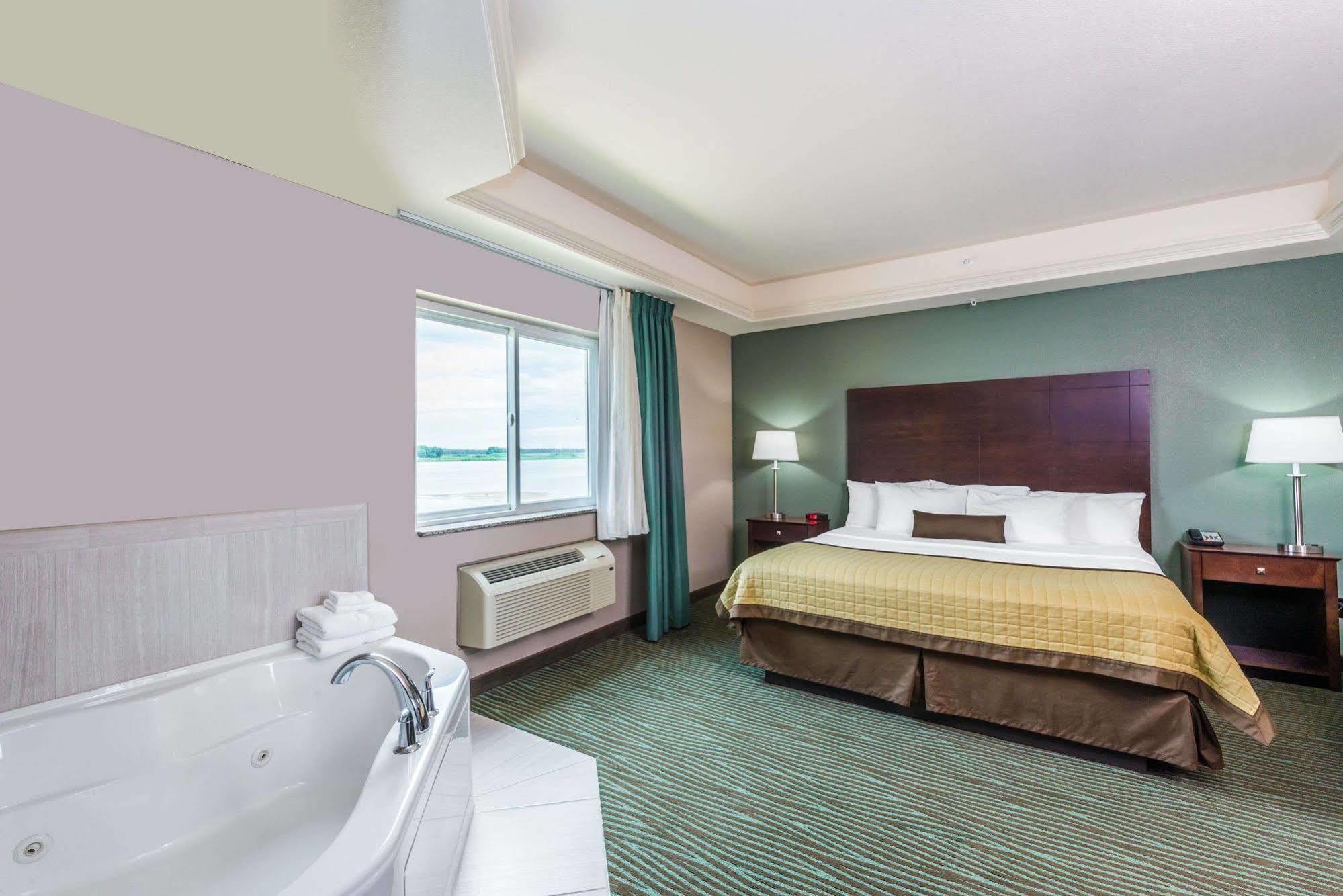 Baymont By Wyndham Bellevue Hotell Eksteriør bilde