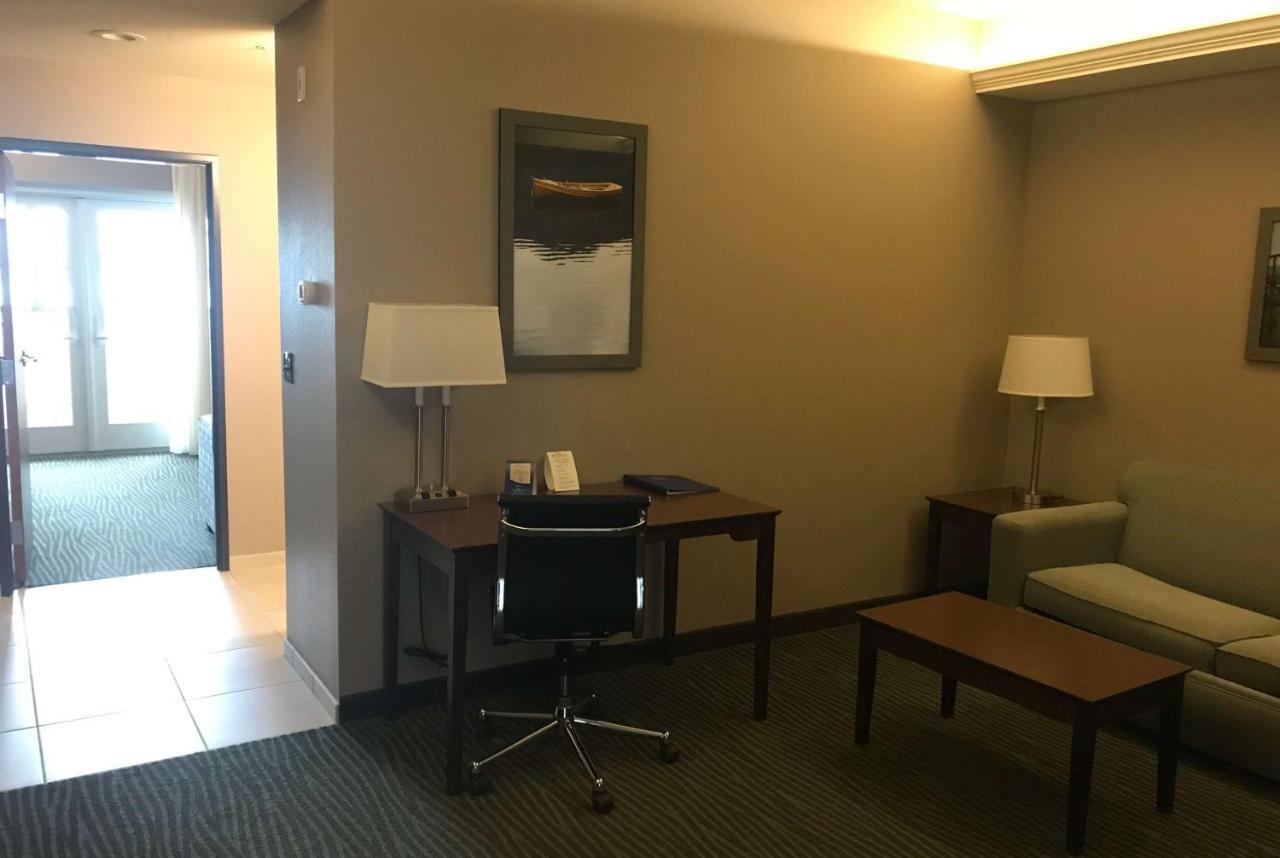 Baymont By Wyndham Bellevue Hotell Eksteriør bilde